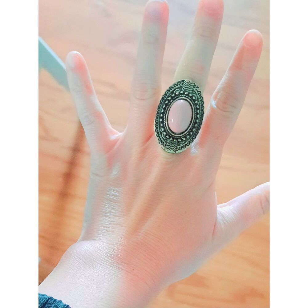 Ladies Pink Aztec Ring - Picture 7 of 7